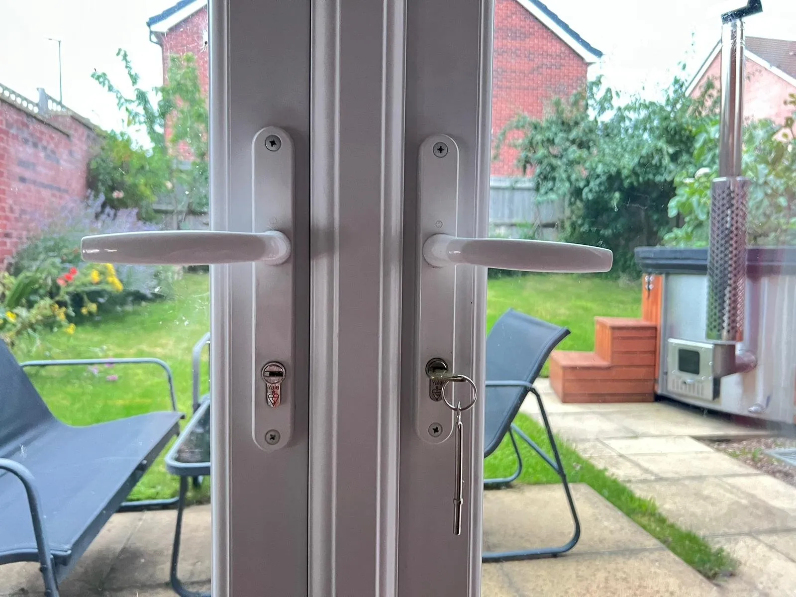 Should You Call a uPVC Door Lock Specialist?